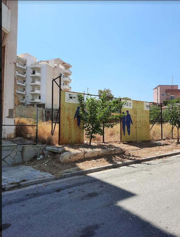 Οικόπεδο με κτίσμα  σε πλειστηριασμό Δήμος Λαυρεωτικής