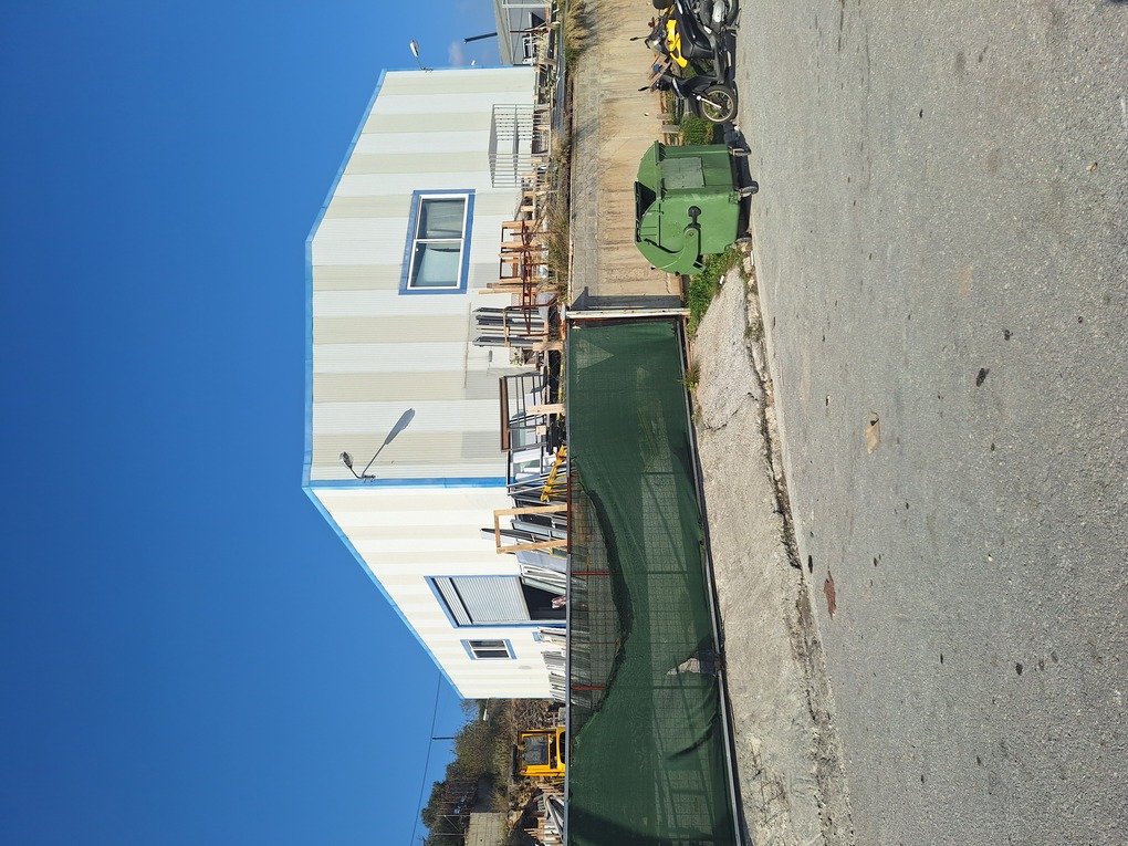 photo1