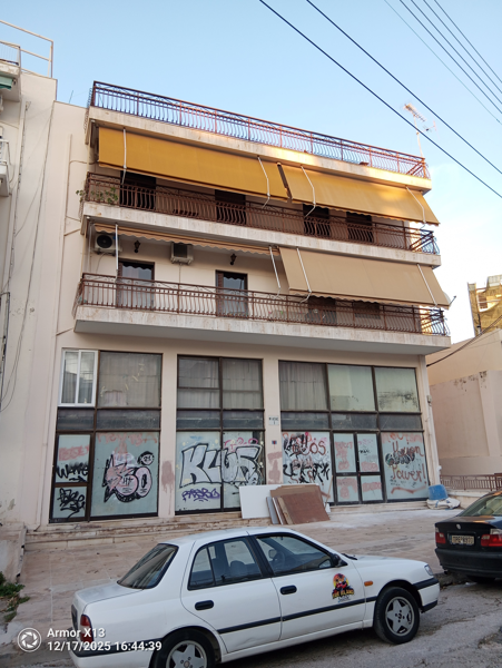 photo1
