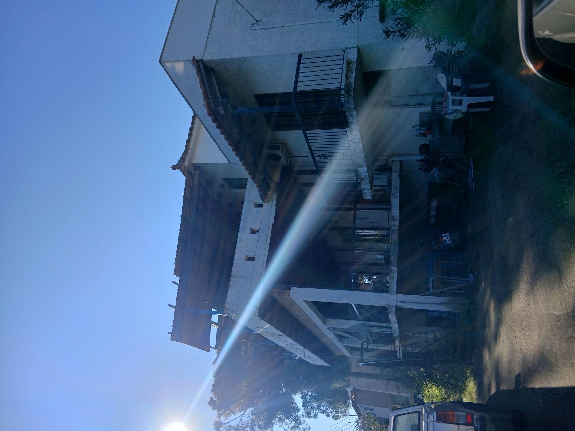 photo2
