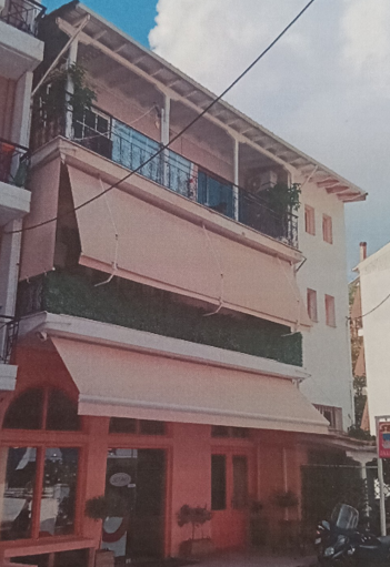 photo1