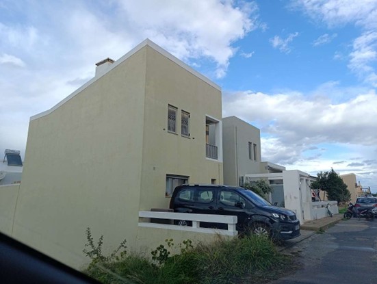 photo1