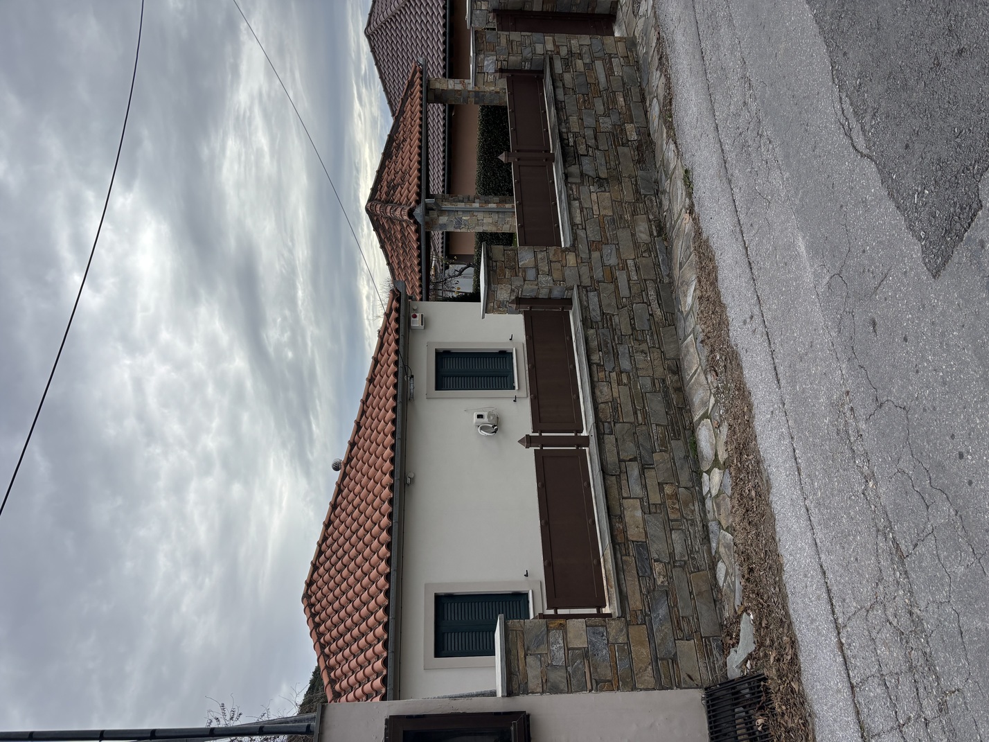 photo1
