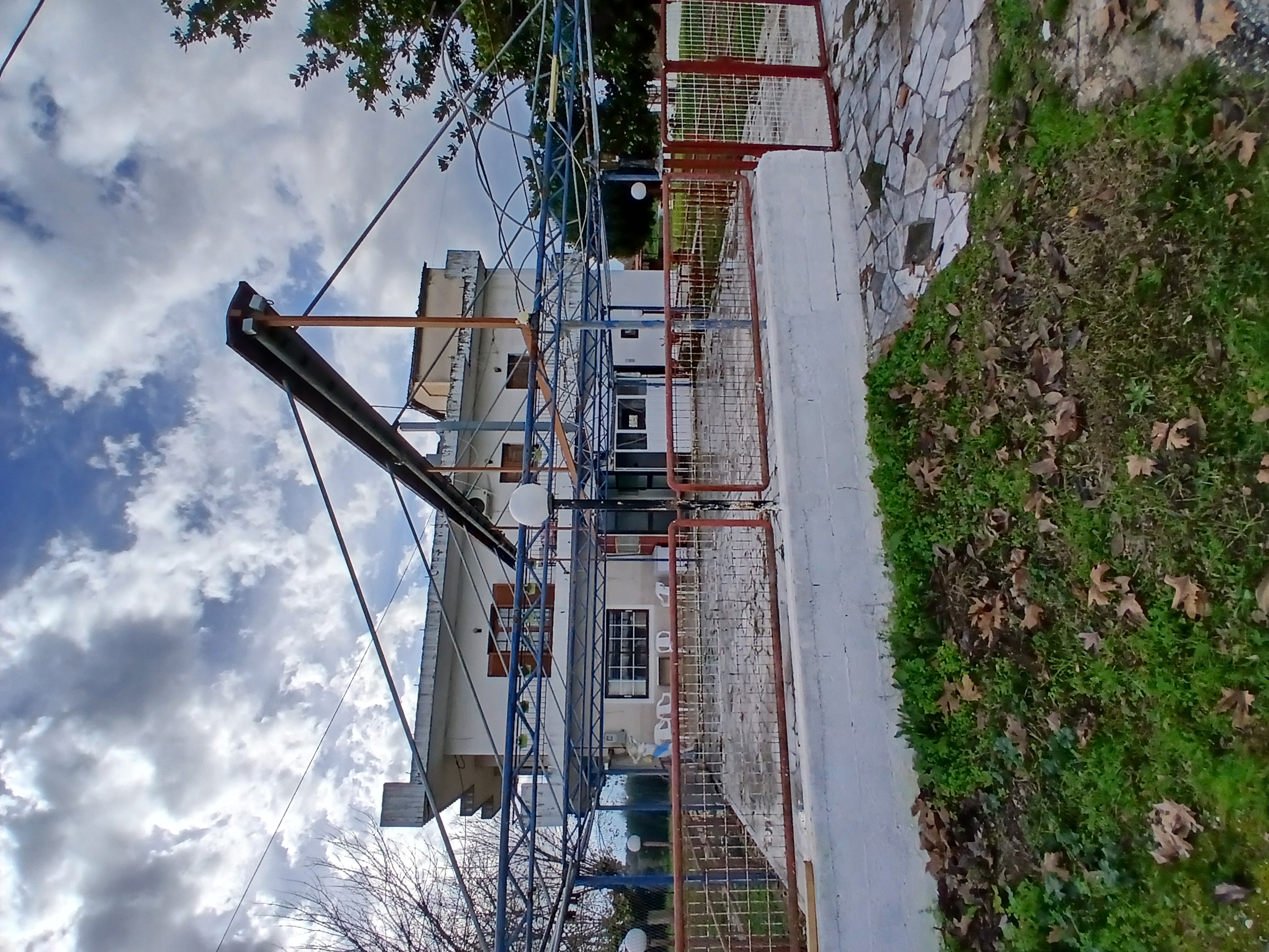 photo1