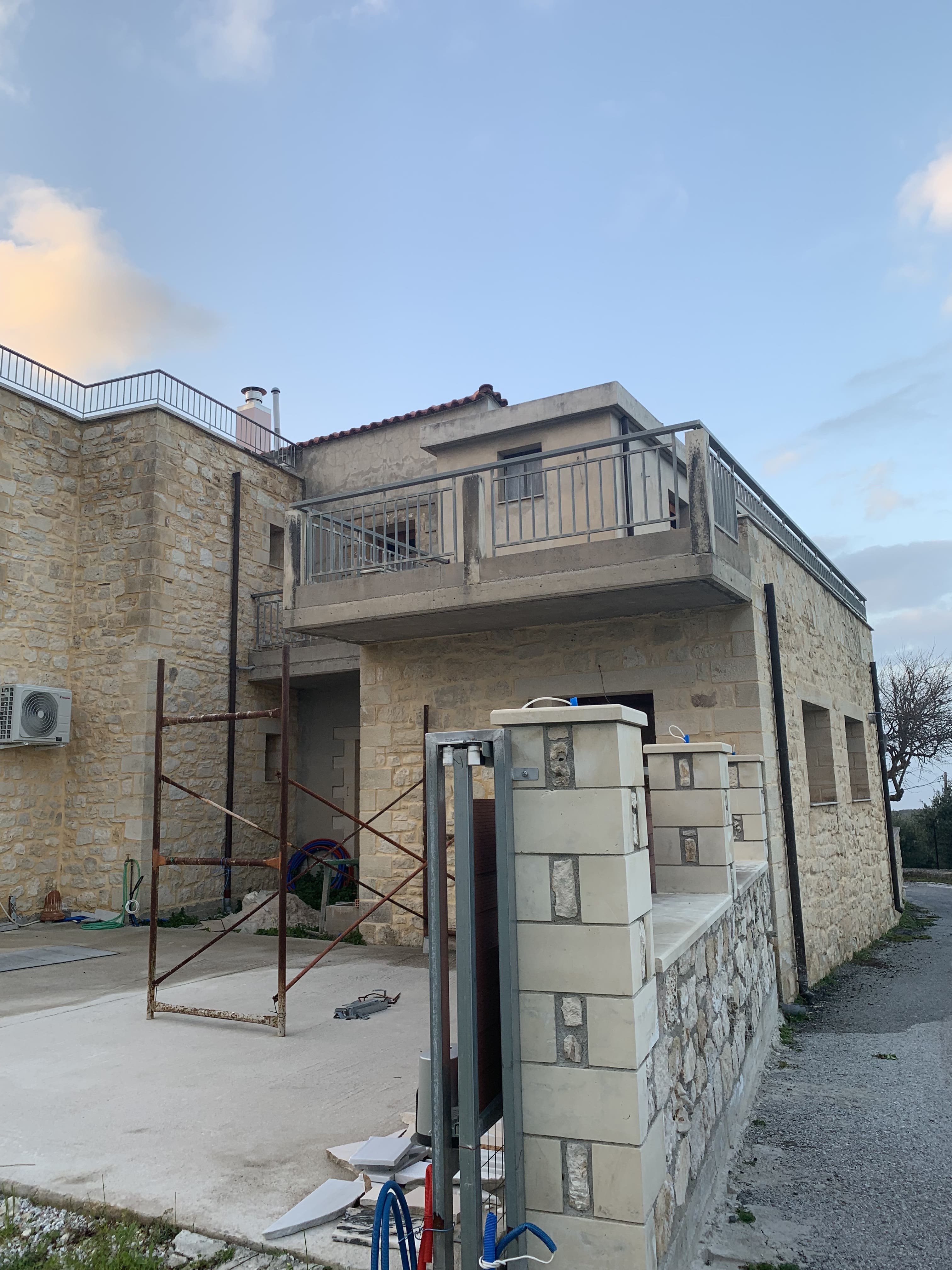 Οικόπεδο με κτίσμα  σε πλειστηριασμό Municipality of Apokorono 