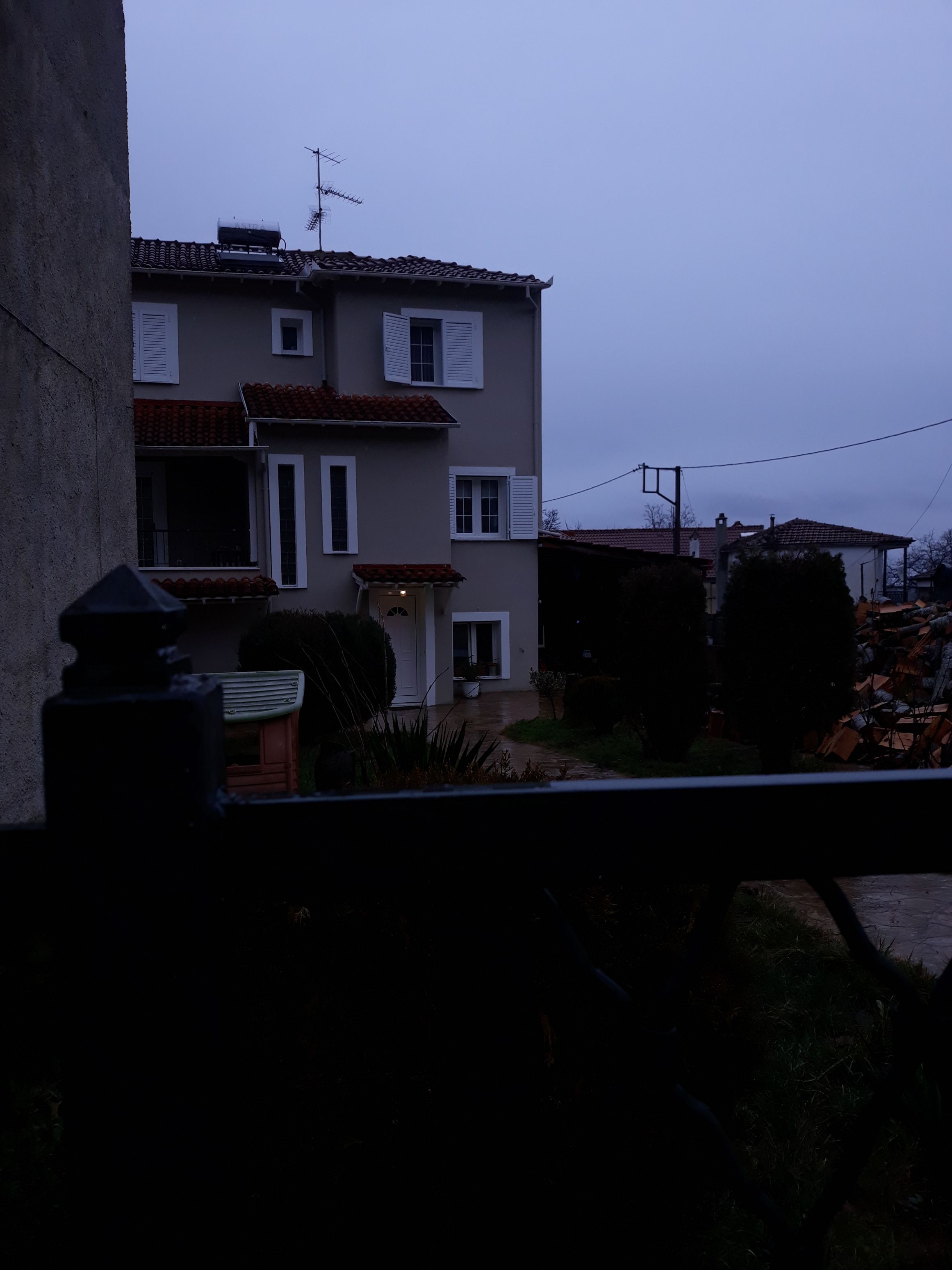 photo3