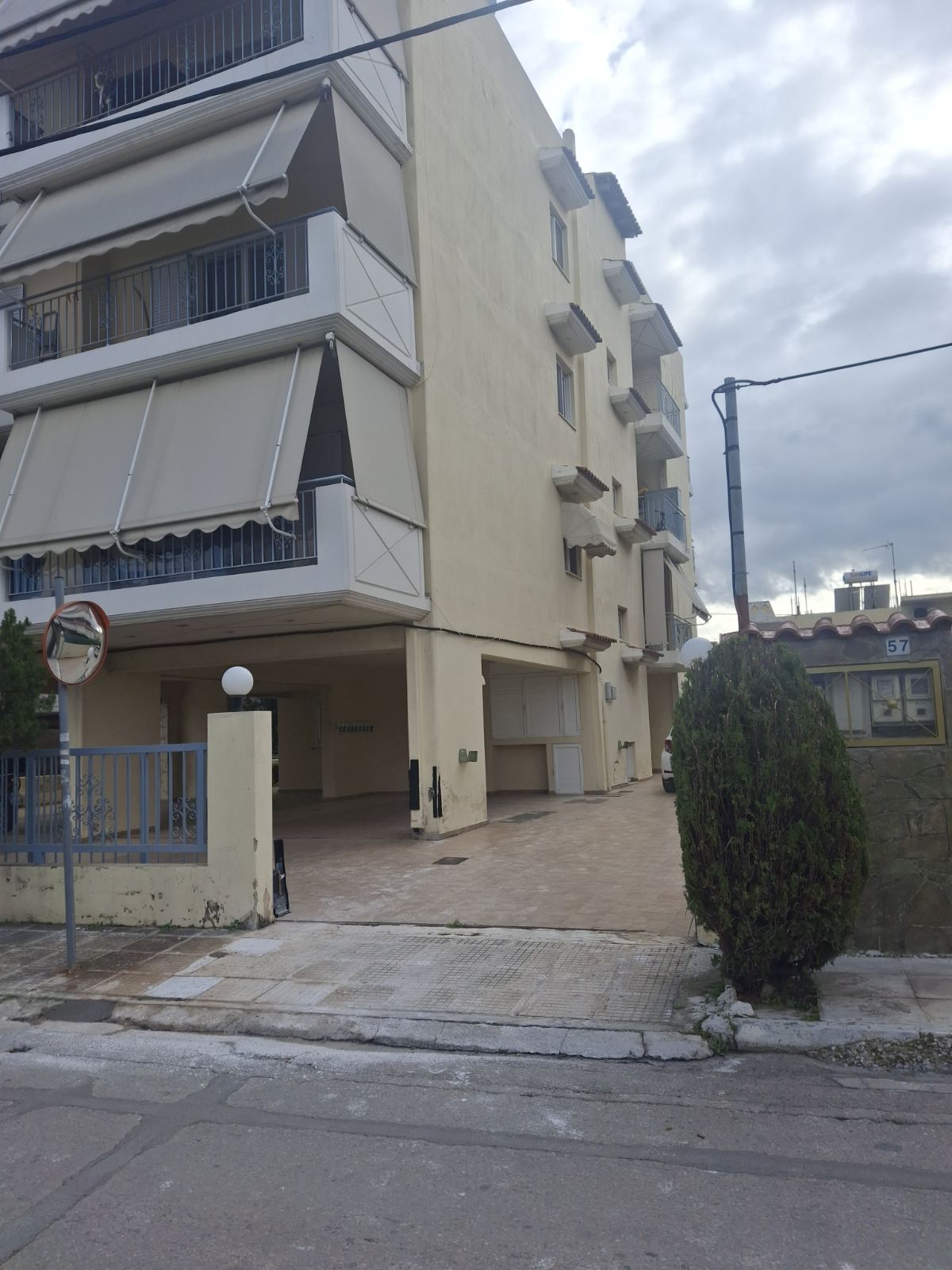 Αποθήκη 9 τ.μ. σε πλειστηριασμό Δήμος Ελευσίνας