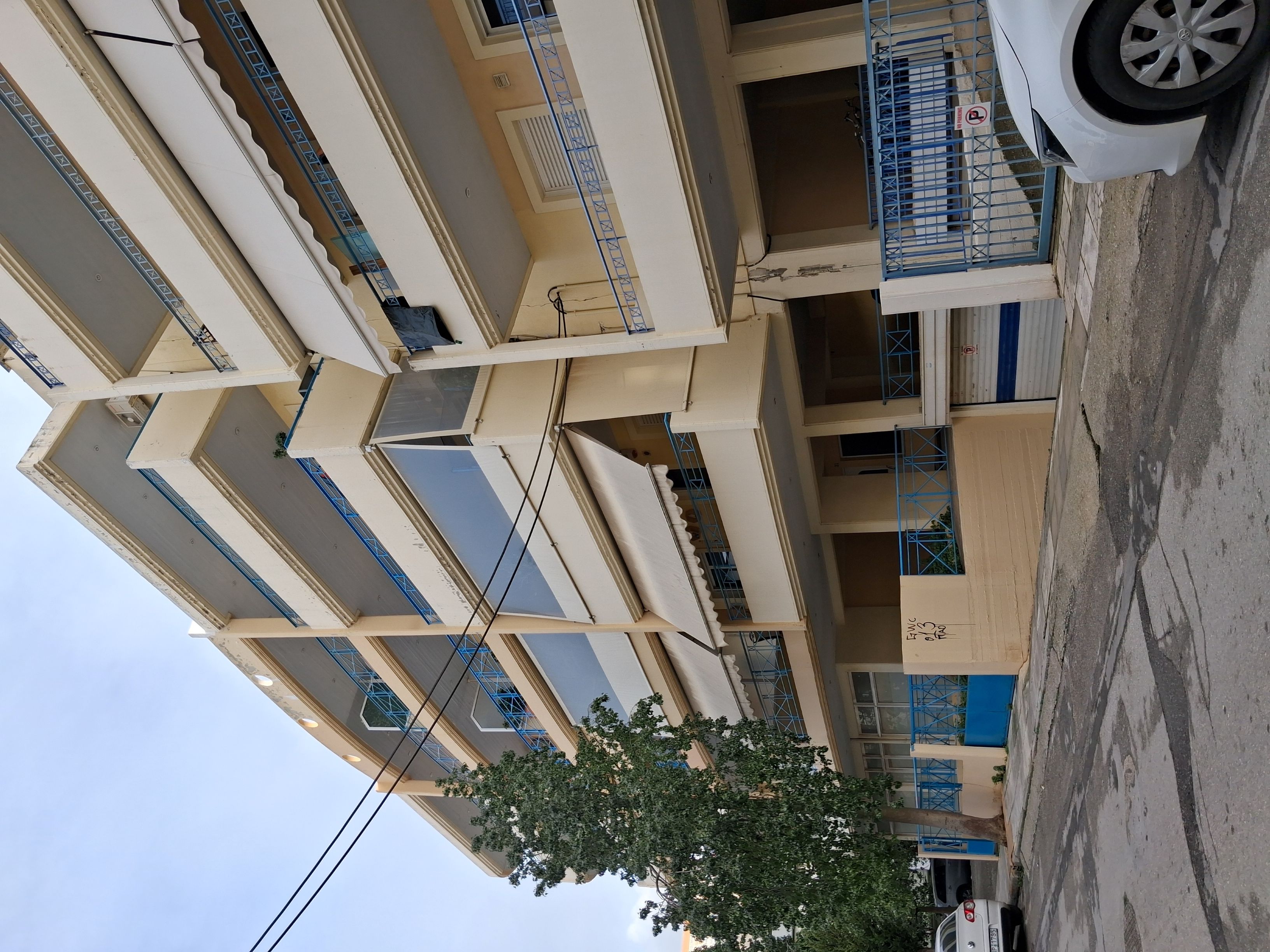 photo0