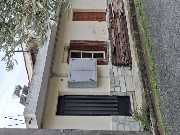 photo1