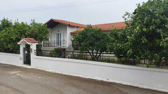 Οικόπεδο με κτίσμα 407 τ.μ. σε πλειστηριασμό Δήμος Λουτρακίου - Περαχώρας - Αγ. Θεοδώρων