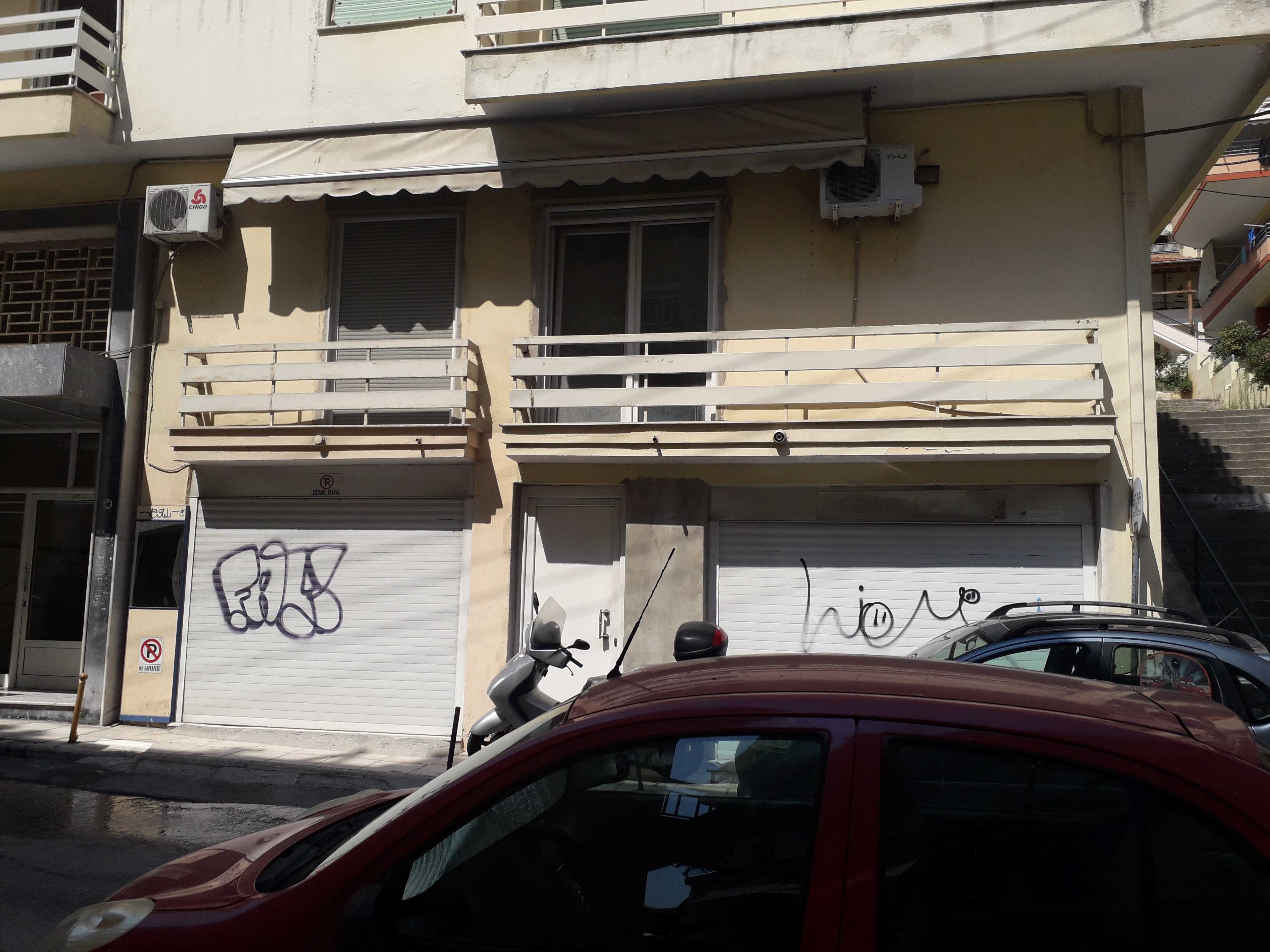 photo2