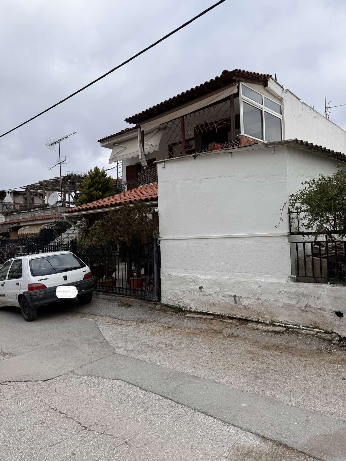 Οικόπεδο με κτίσμα 80 sq.m. σε πλειστηριασμό Municipality of Pavlos Melas