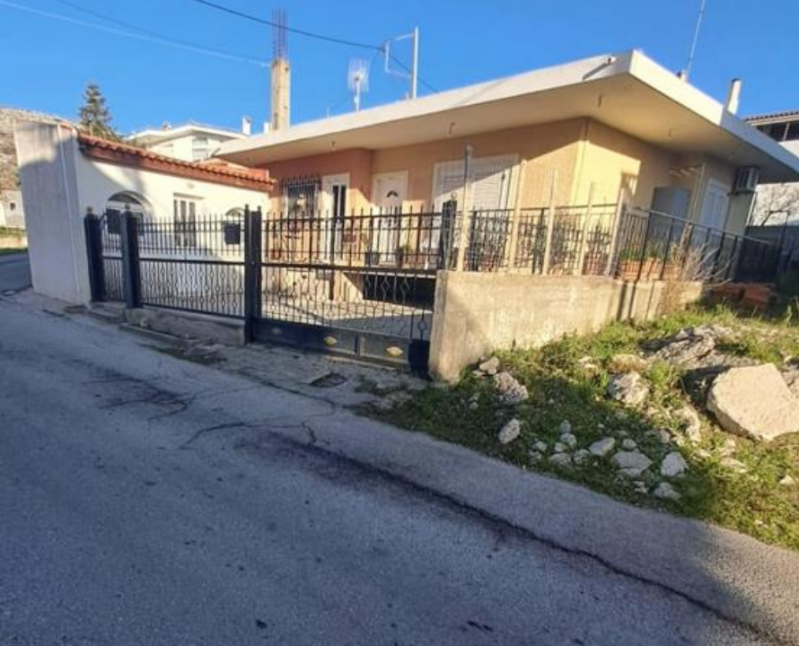 Οικόπεδο με κτίσμα 224.25 τ.μ. σε πλειστηριασμό Δήμος Φυλής