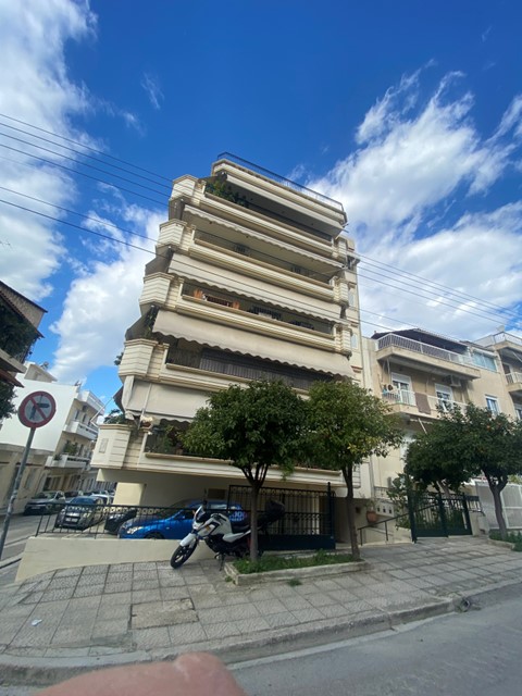 photo1