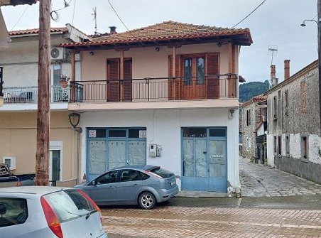 photo1