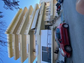 photo1