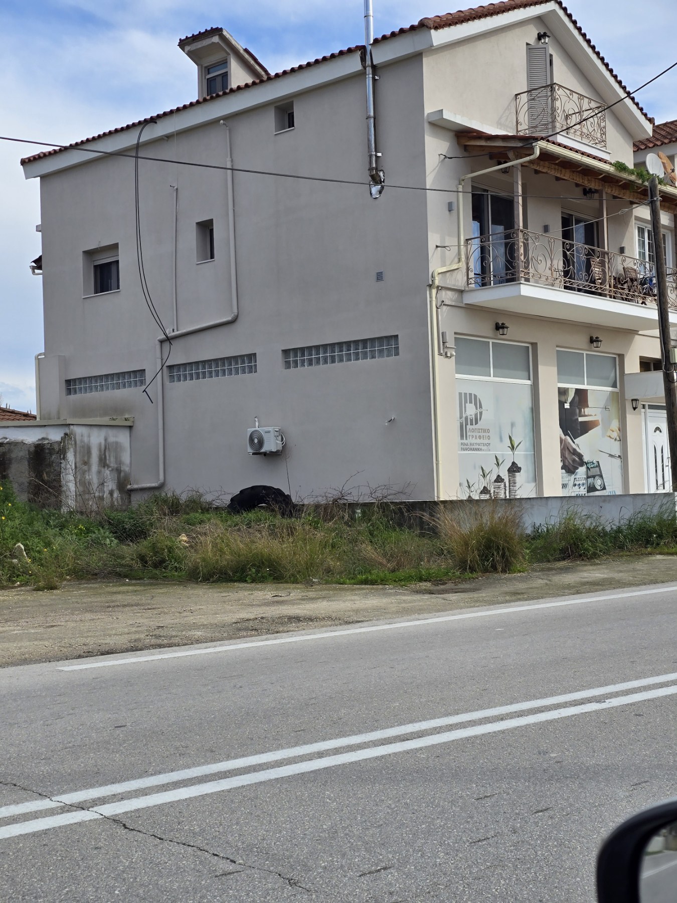 photo3