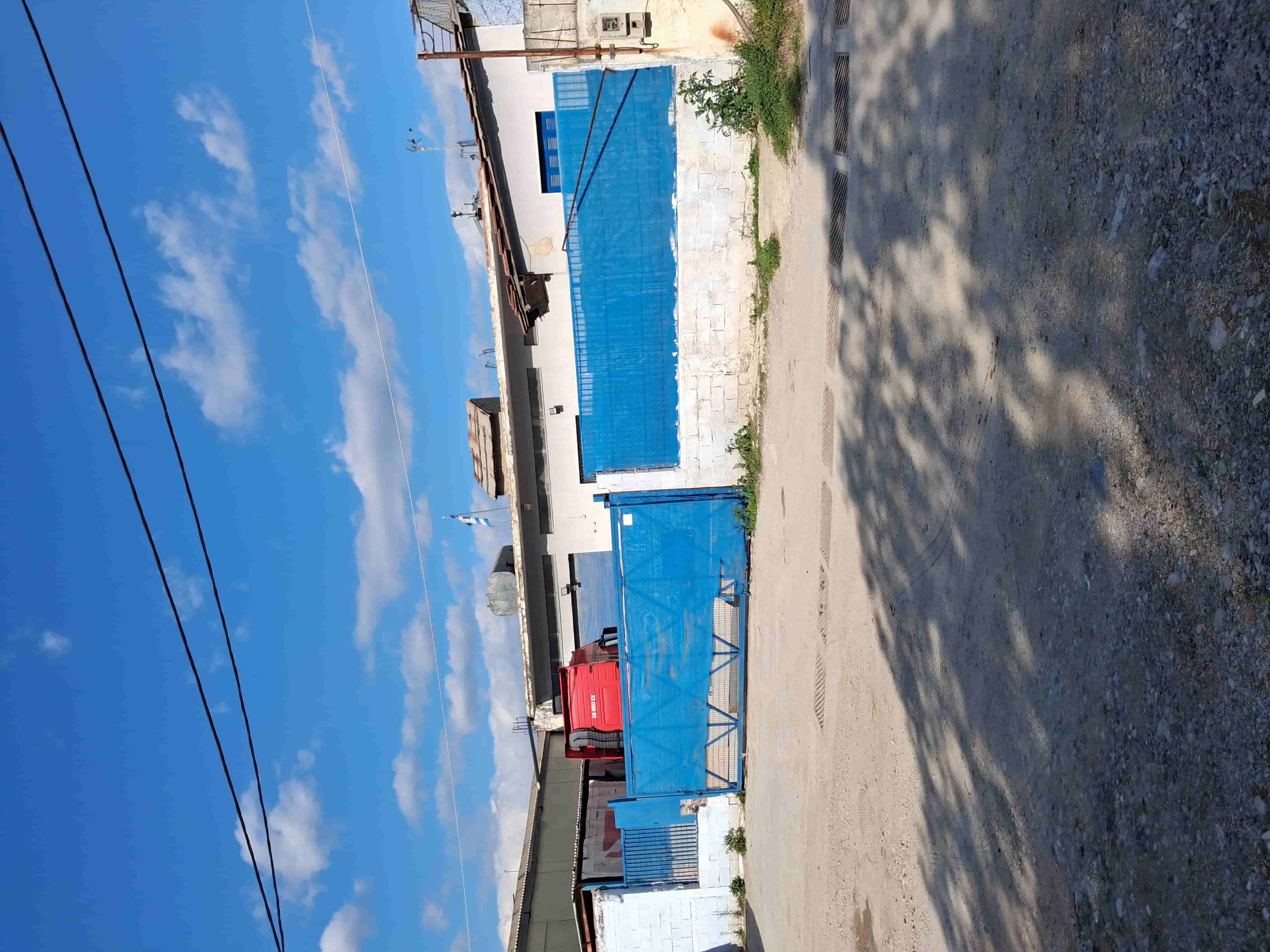 photo1