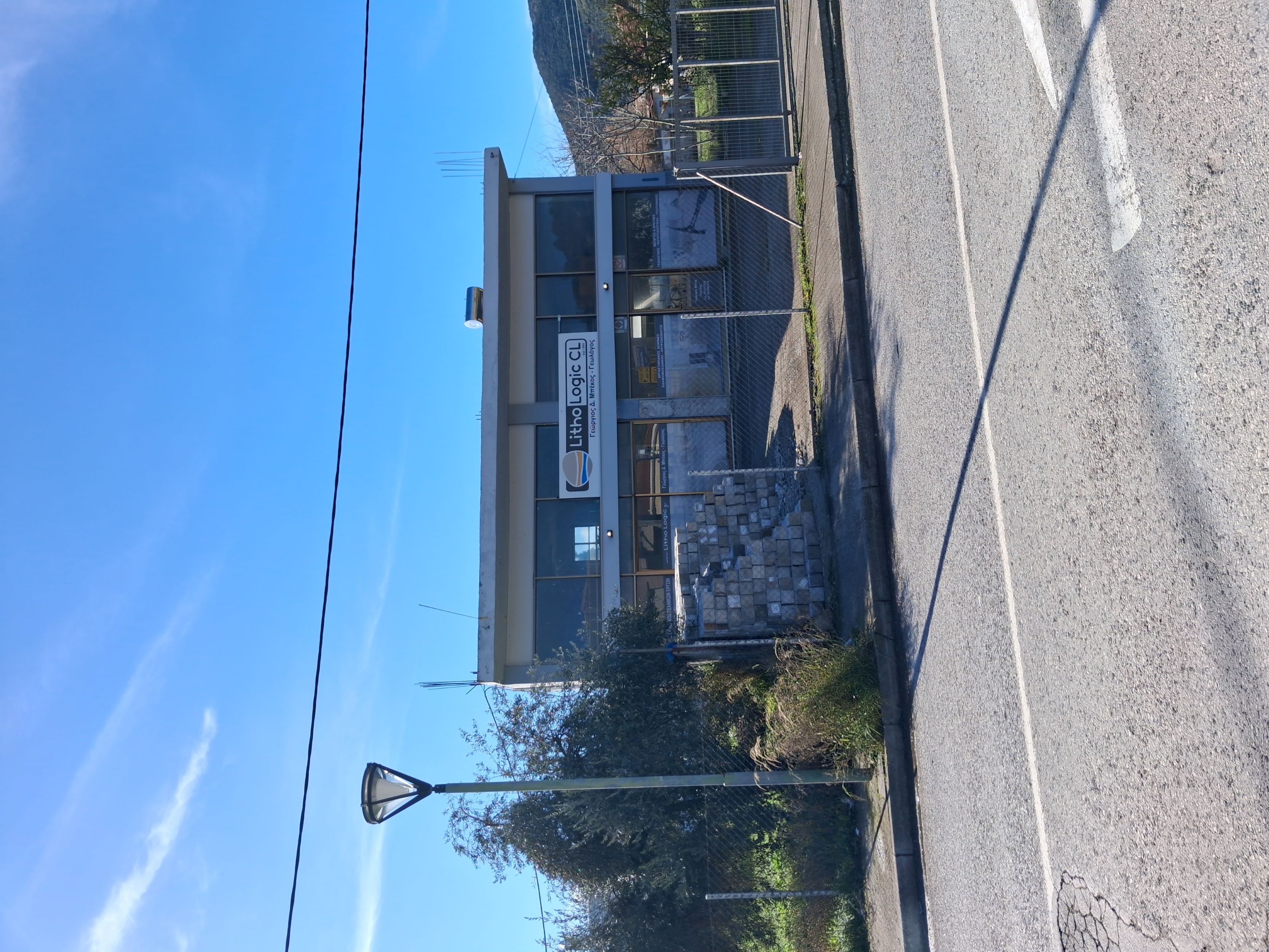 photo1