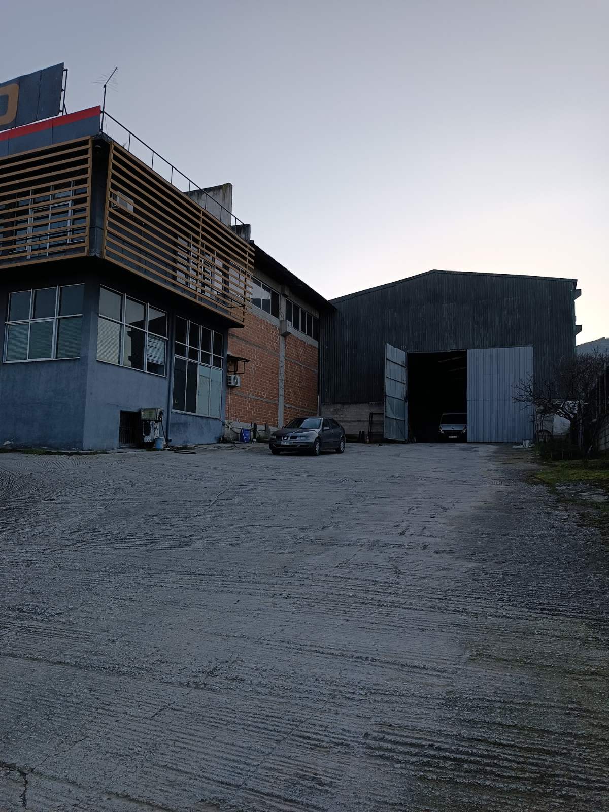 photo2