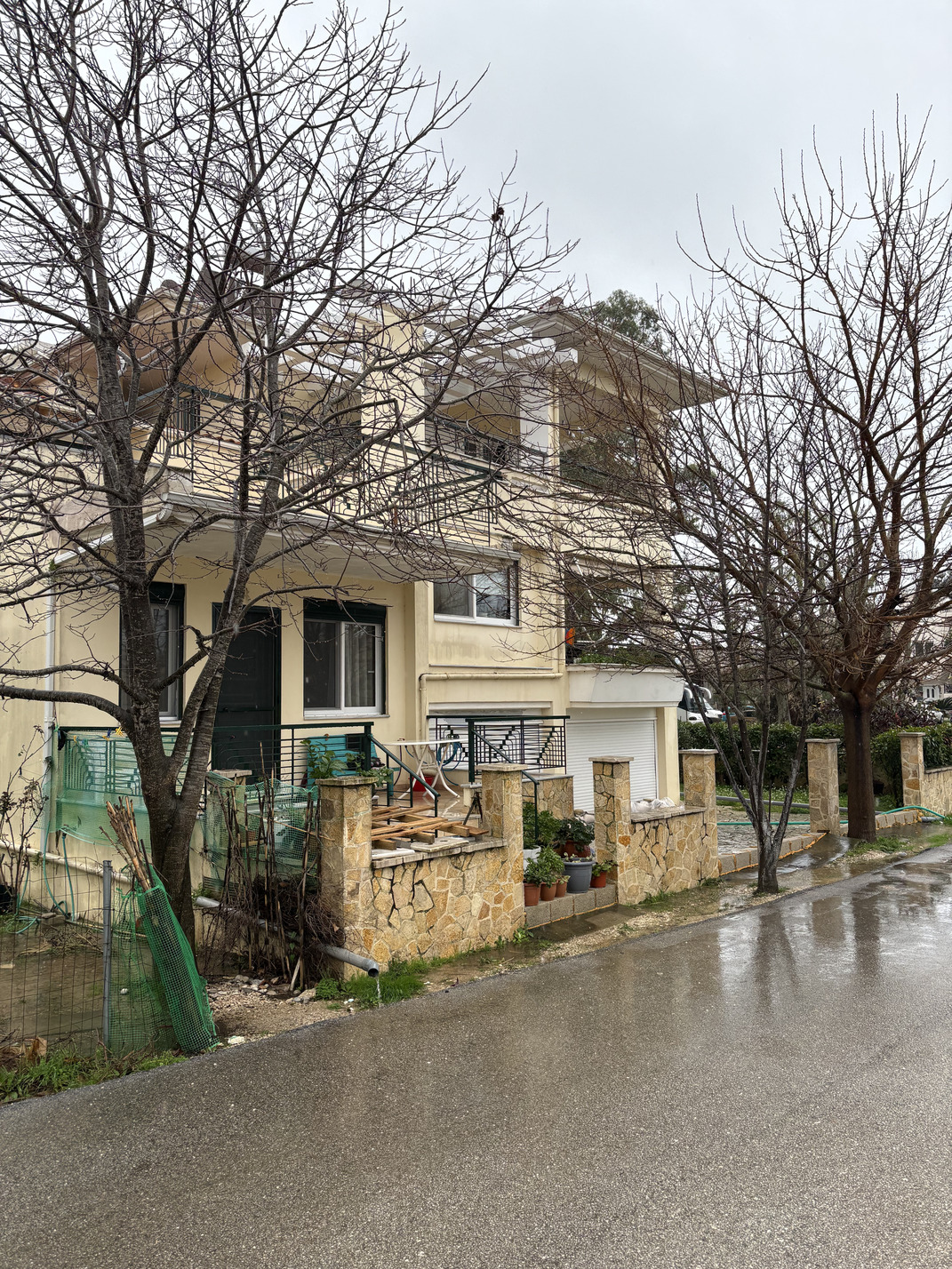 Οικόπεδο με κτίσμα  σε πλειστηριασμό Δήμος Πρέβεζας