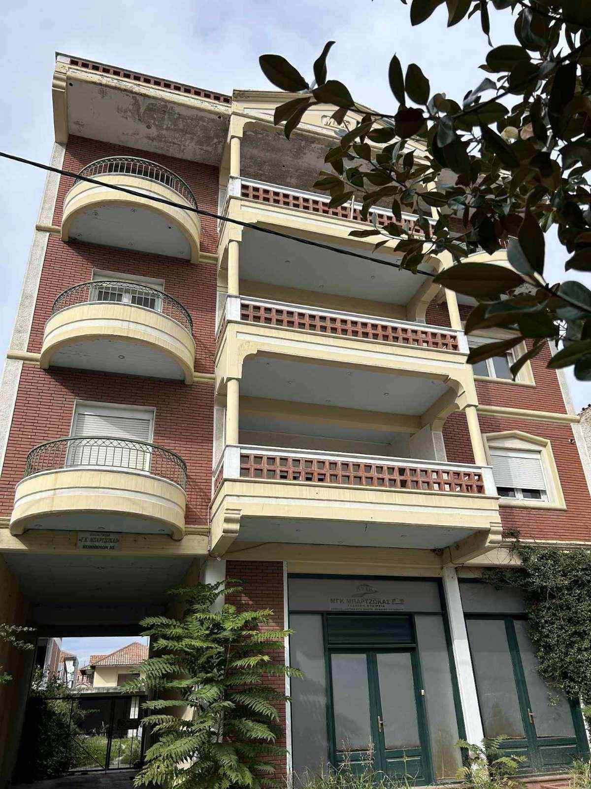 Οικόπεδο με κτίσμα  σε πλειστηριασμό Municipality of Alexandria