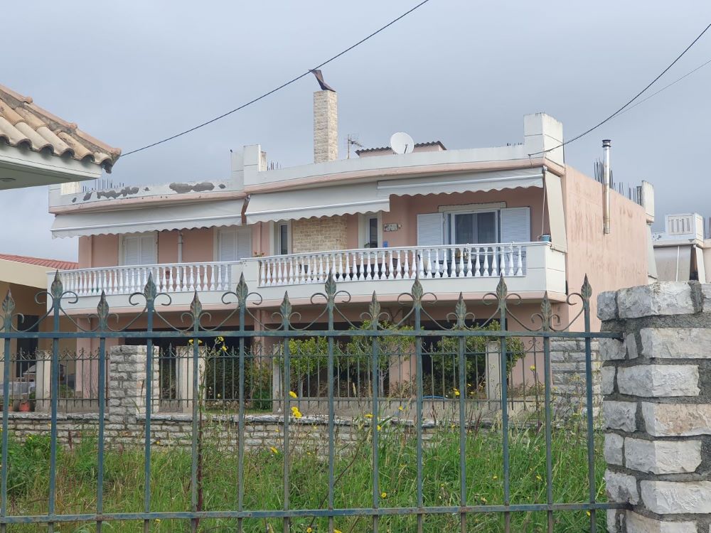 photo0