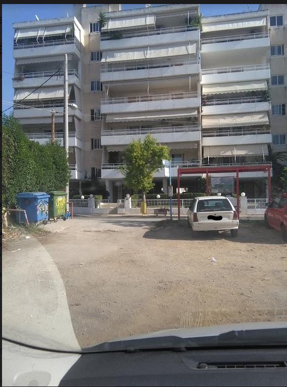 photo1