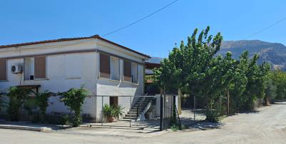 photo1