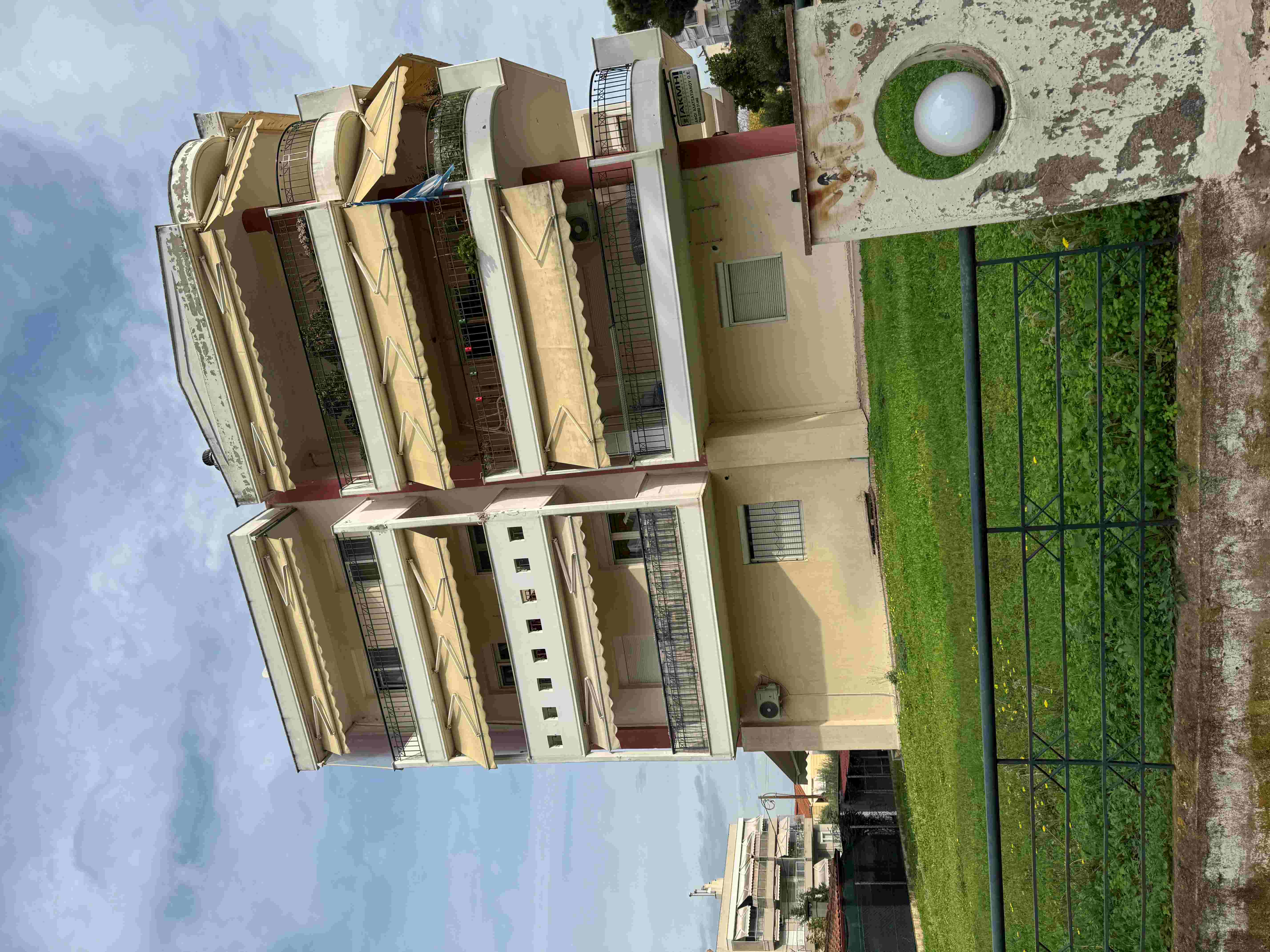photo0