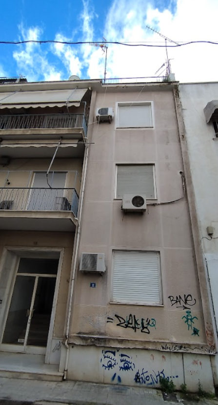 photo1