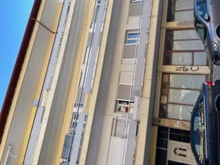 photo1