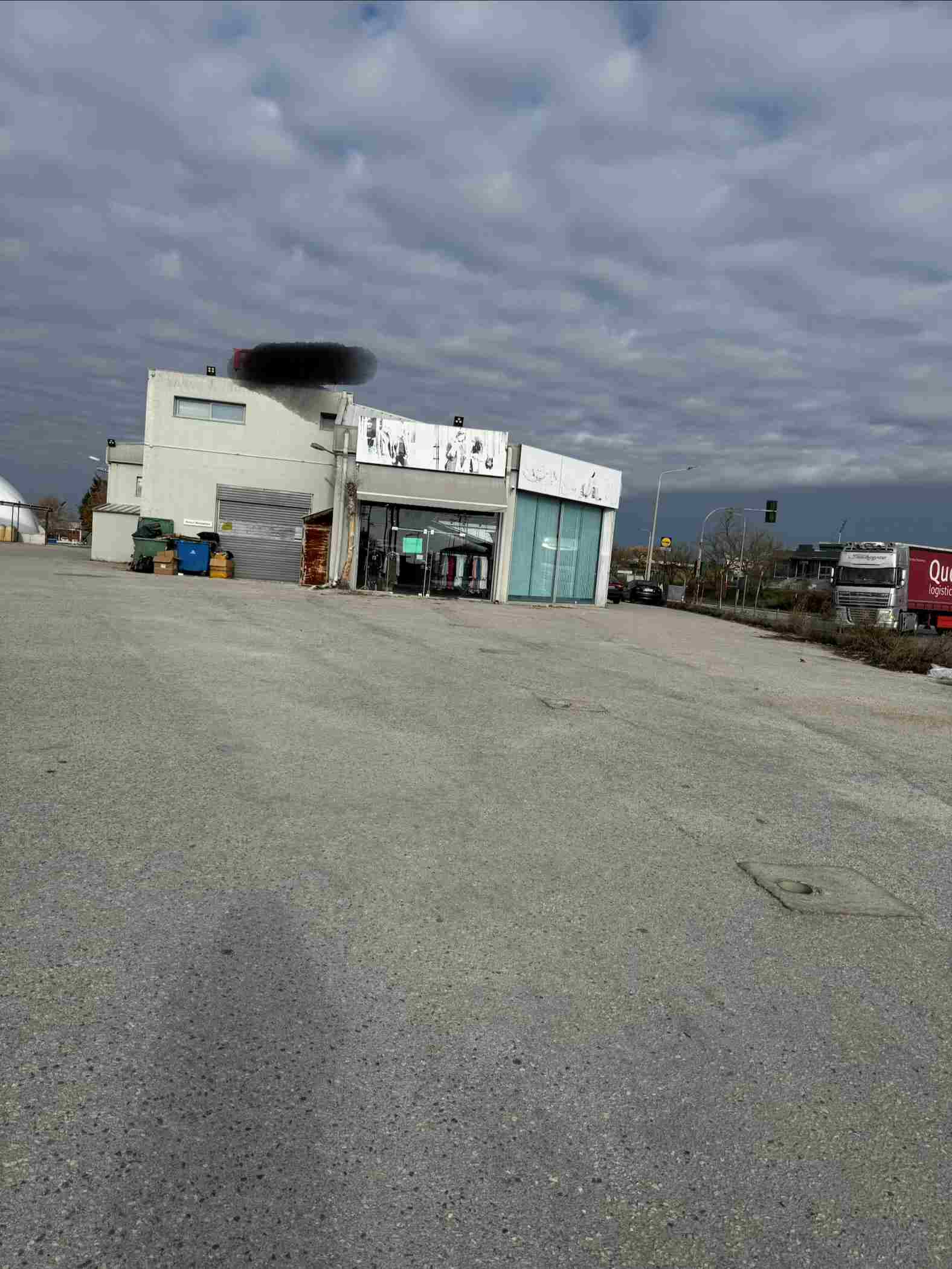 photo2