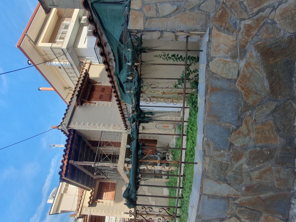 photo2