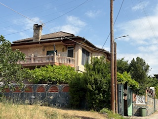 photo1