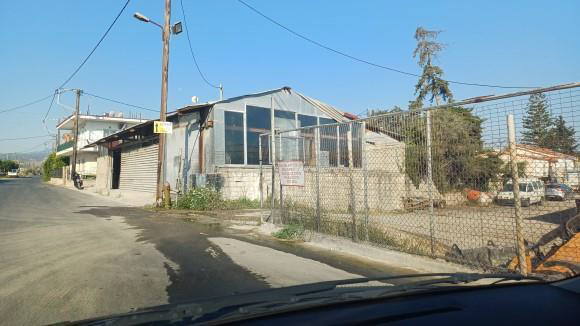 photo1