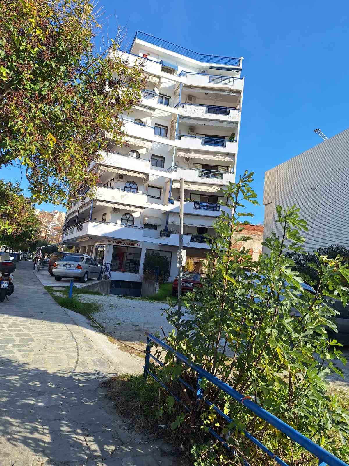 photo0