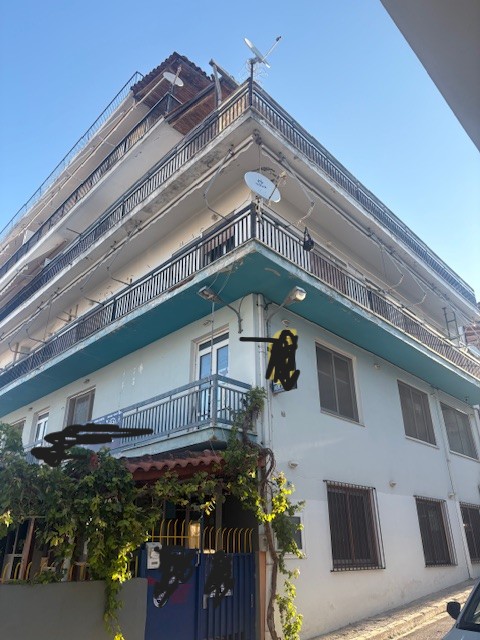 photo1