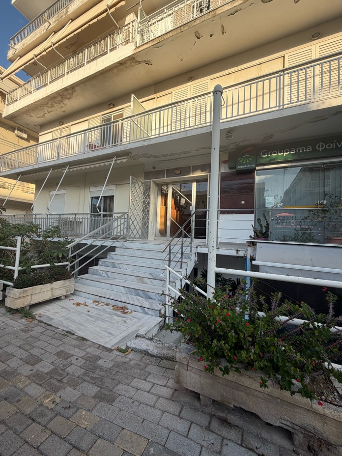 photo1