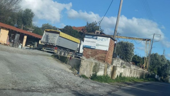 Αγροτεμάχιο με κτίσμα  σε πλειστηριασμό Δήμος Πύλου - Νέστορος