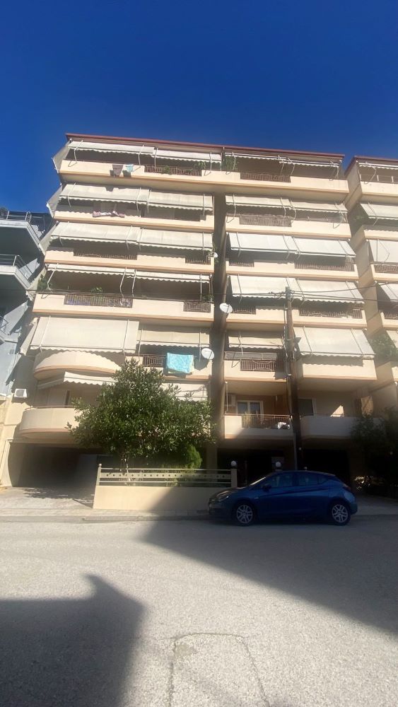photo1