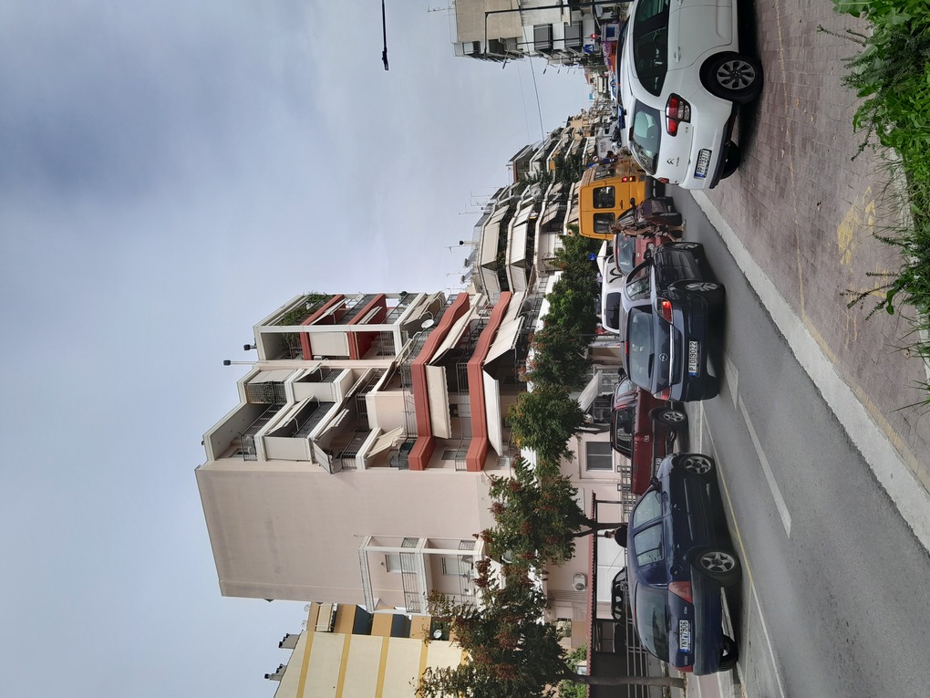 photo1