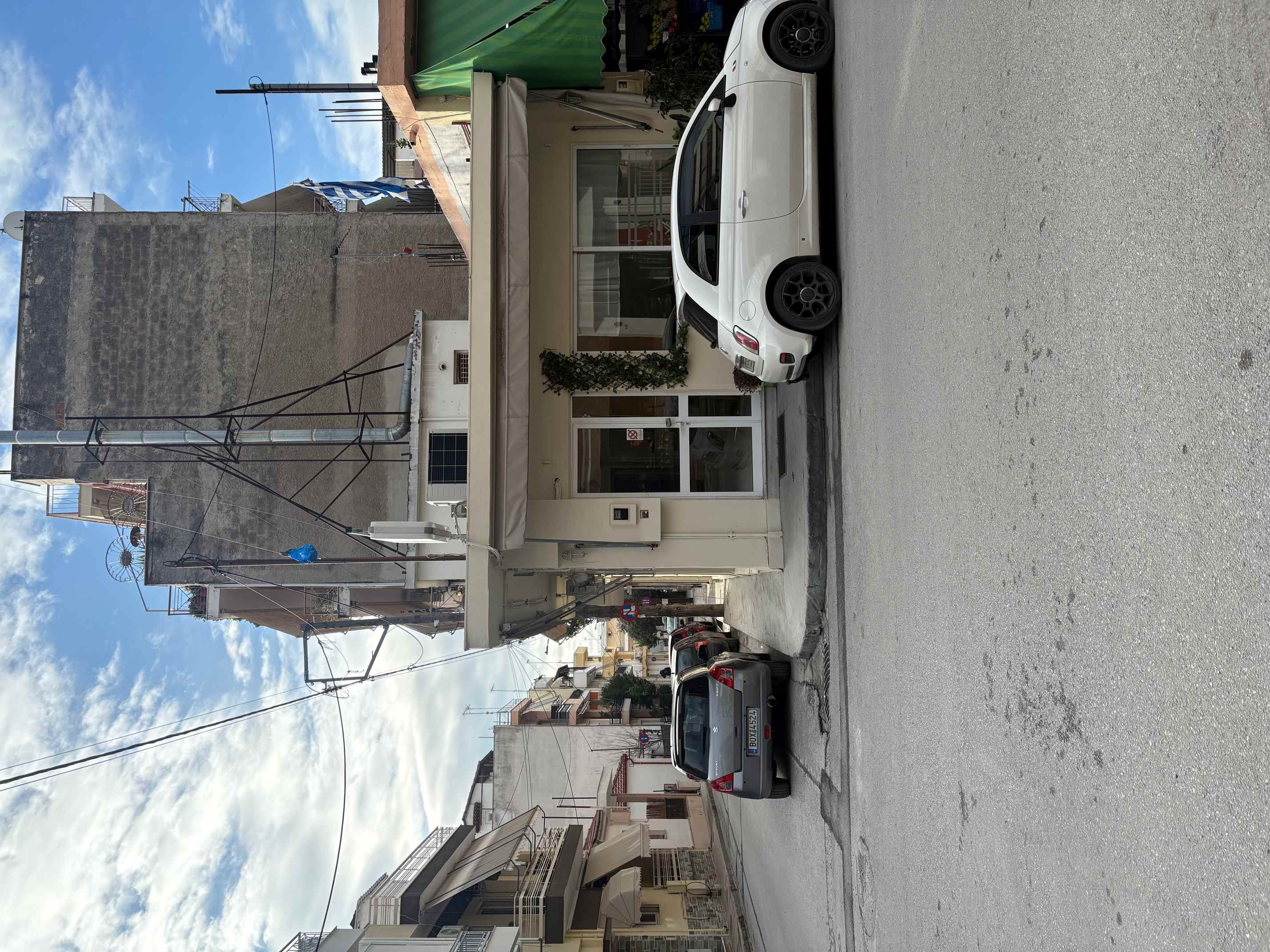 photo1