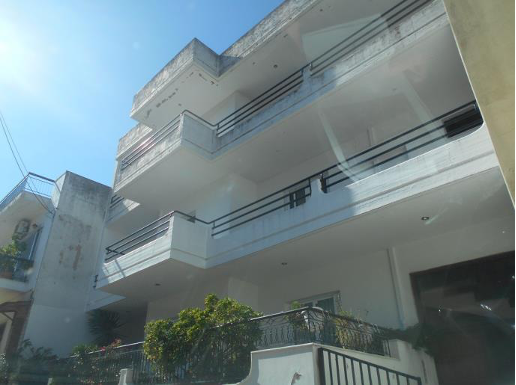 photo1