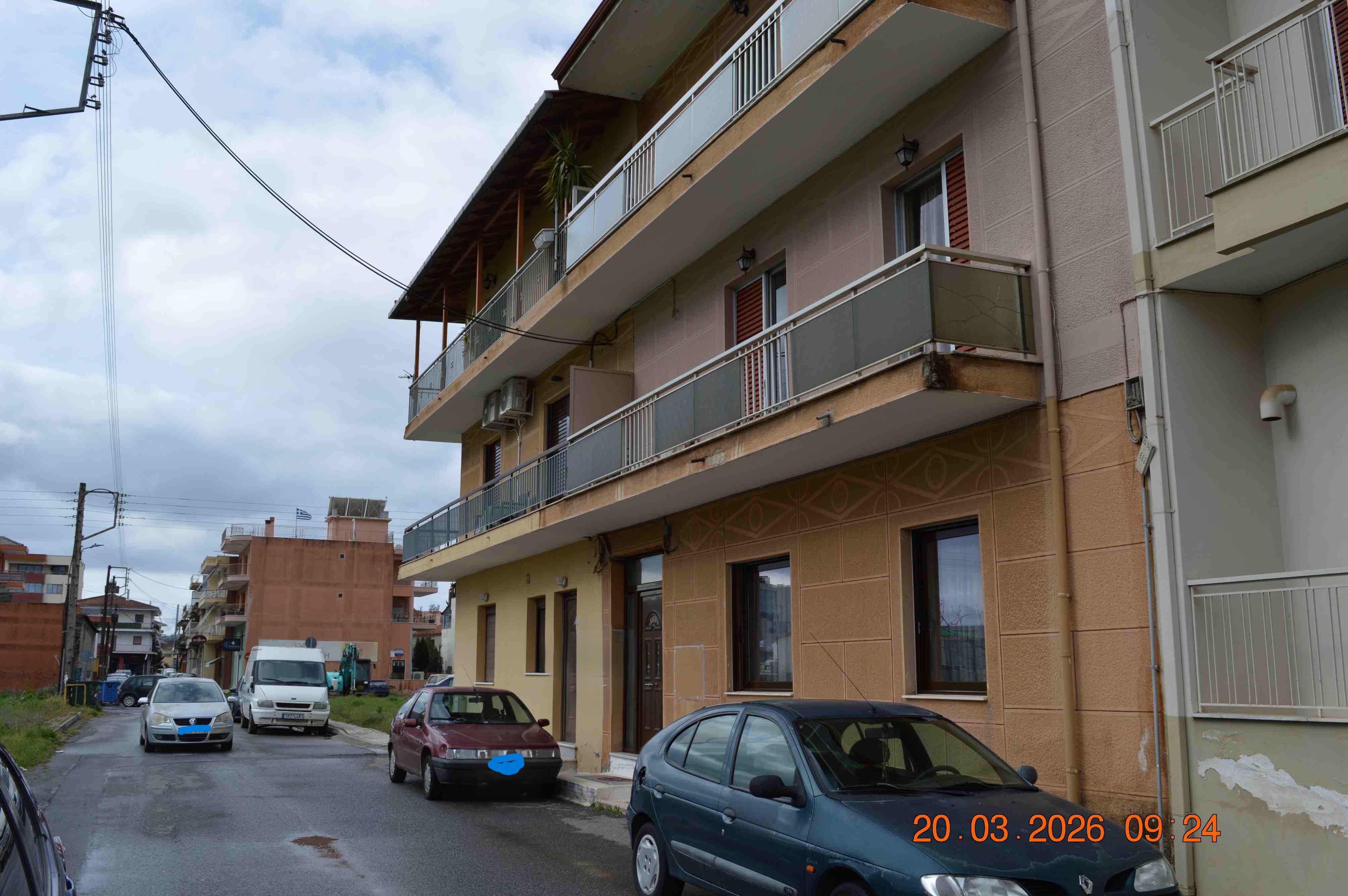 photo0