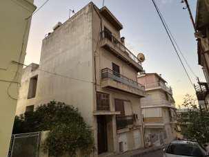 photo1