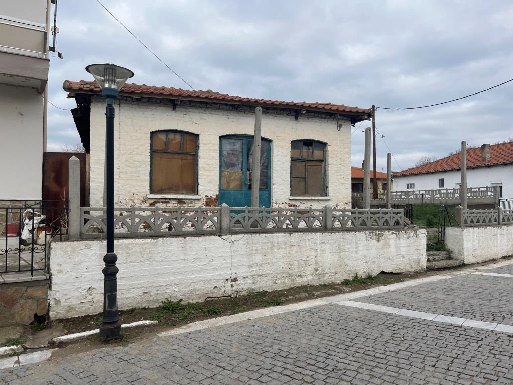 Οικόπεδο με κτίσμα  σε πλειστηριασμό Municipality of Soufli