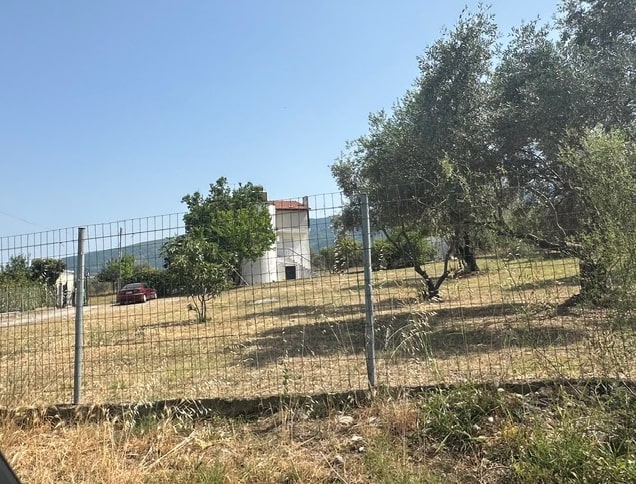 Αγροτεμάχιο με κτίσμα  σε πλειστηριασμό Municipality of Dion - Olympus