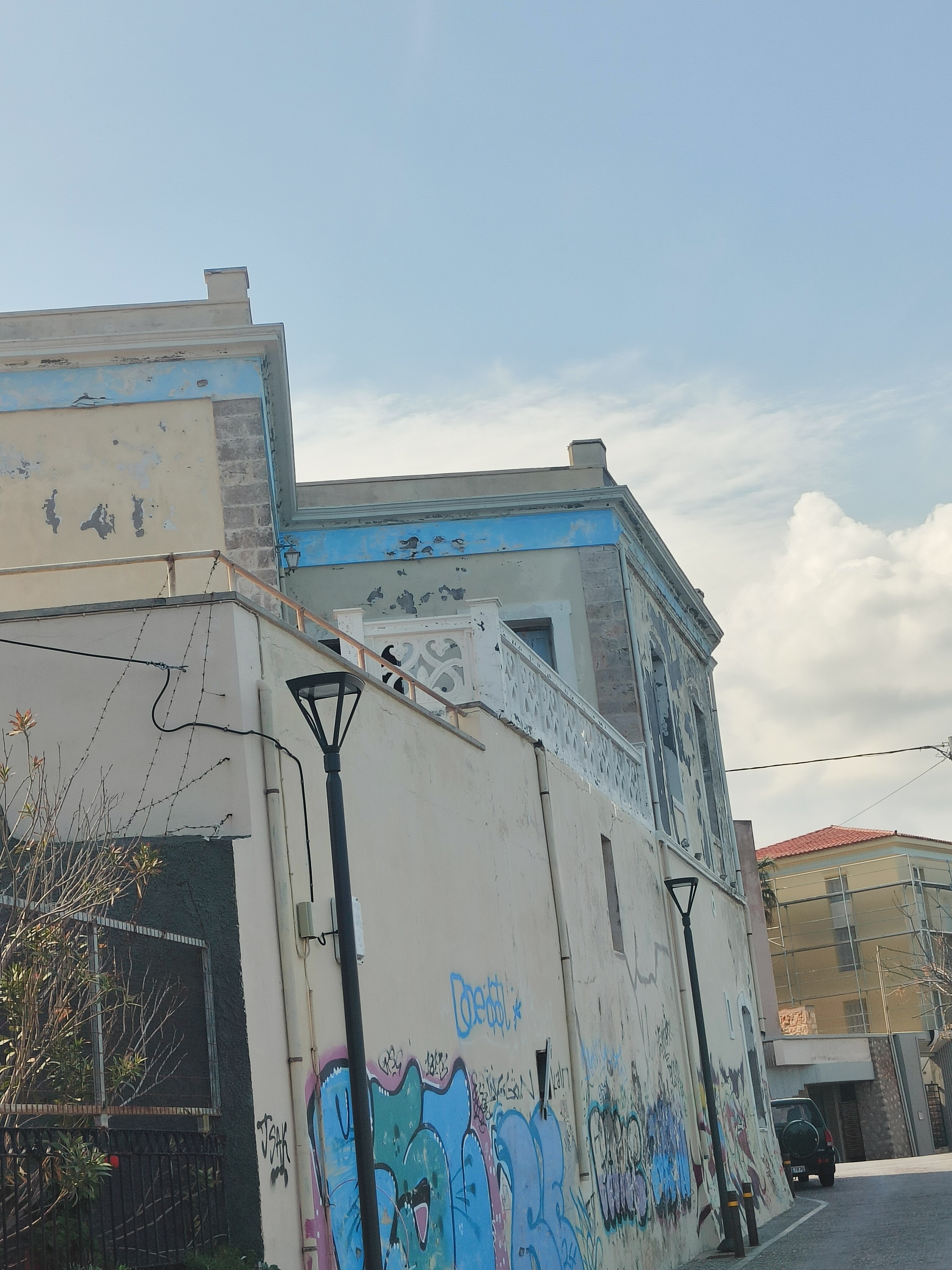 Οικόπεδο με κτίσμα  σε πλειστηριασμό Δήμος Χανίων