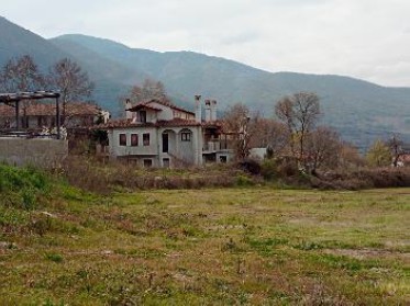 Οικόπεδο με κτίσμα  σε πλειστηριασμό Δήμος Σερβίων - Βελβεντού